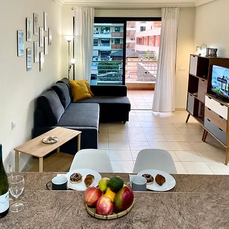 Apartment Gecko With Private Parking - 1 Minutes From The Oceanfront!